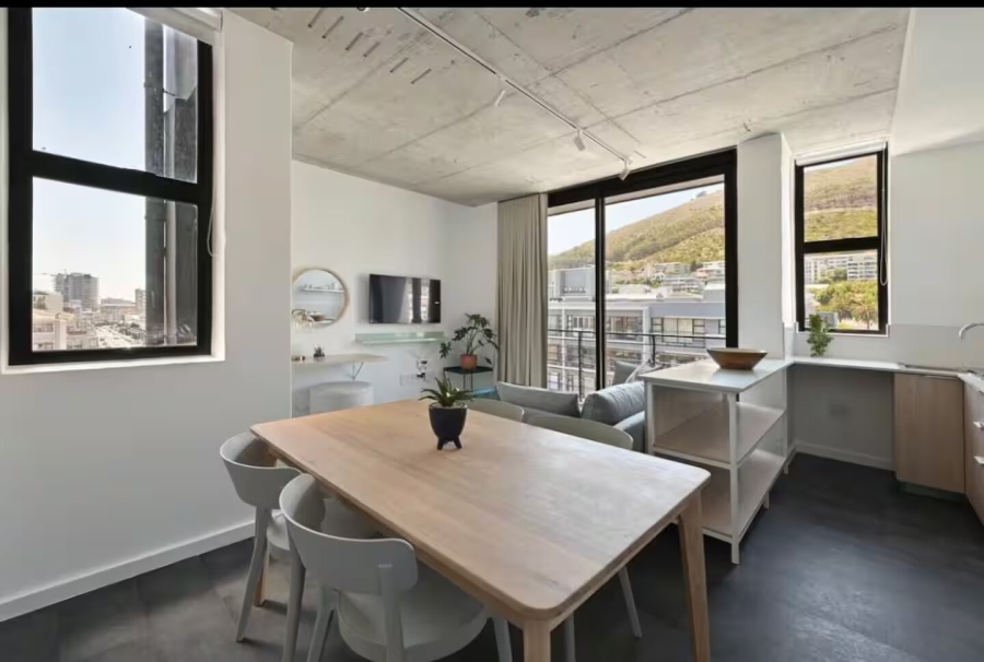 To Let 1 Bedroom Property for Rent in Sea Point Western Cape